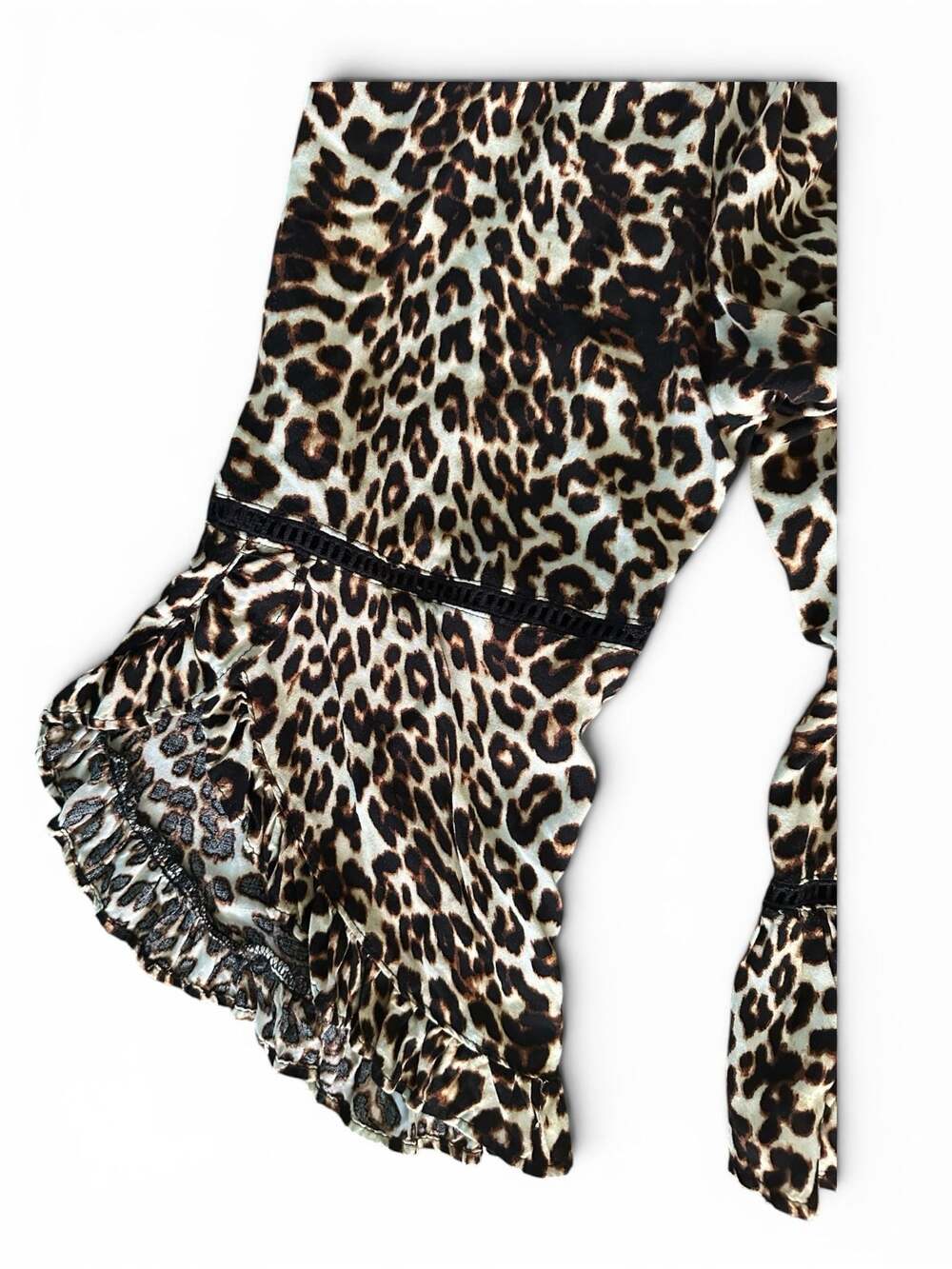 Fever Leopard Print Ruffle Sleeve Blouse - Picture 3 of 3